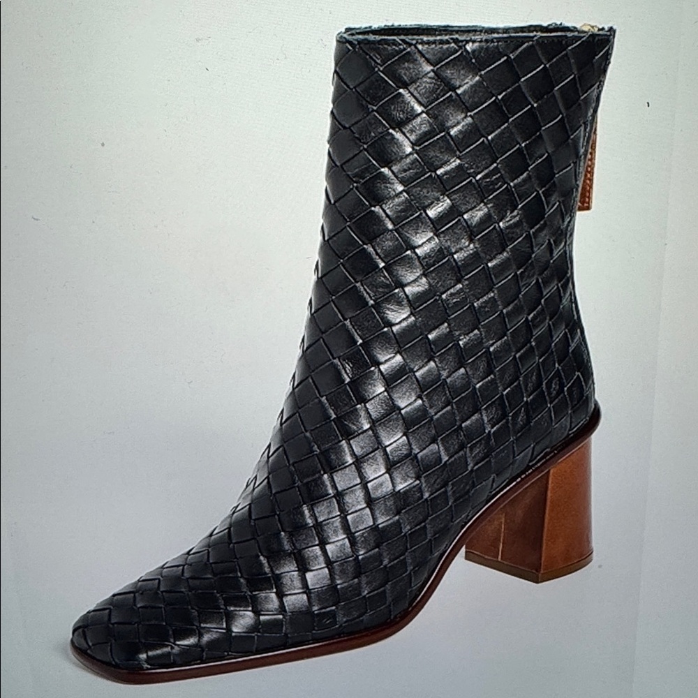 ALOHAS women’s Black Woven Ankle Boots size 39 US 8-8.5 pre owned - Picture 3 of 14